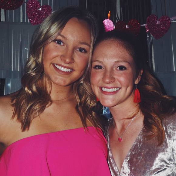 Meet your Posher, Ellie - Picture 1 of 1